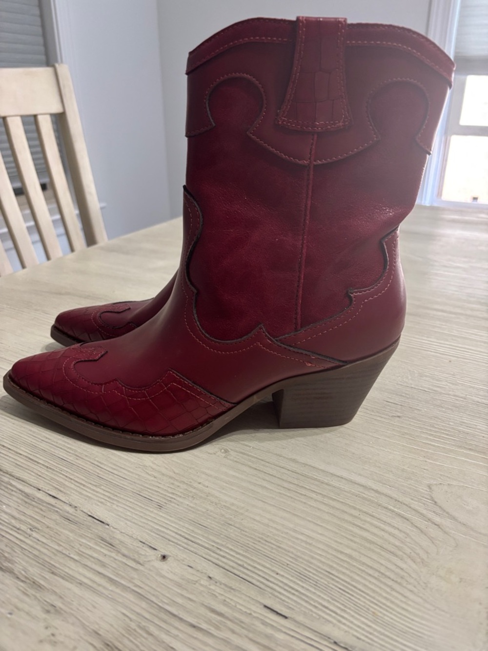 Crown Vintage Burgundy Croc-Embossed Pointed Ankle Booties - Picture 2 of 5